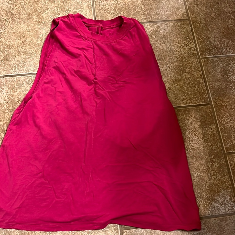 Lululemon breathable tank